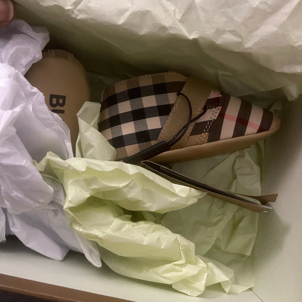 Worn once size 2c
